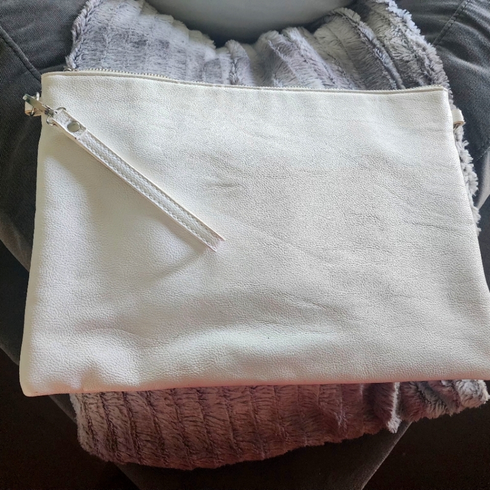 White Forever 21 Clutch
